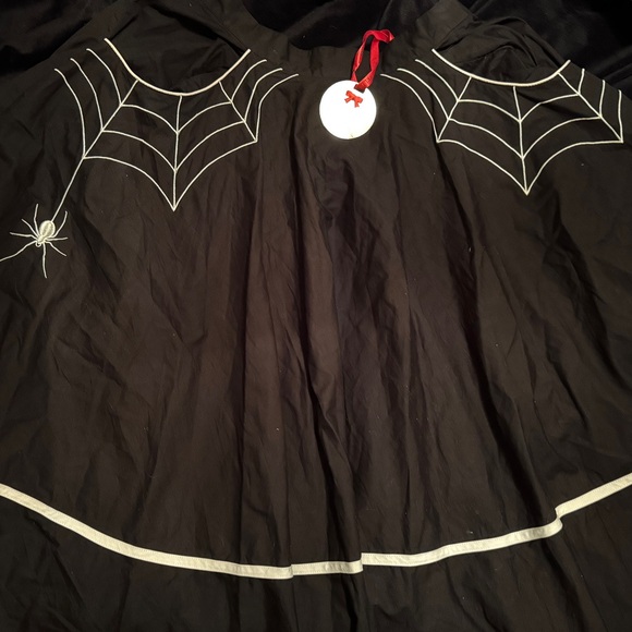 Hell Bunny Spiderweb Skirt - Picture 2 of 3